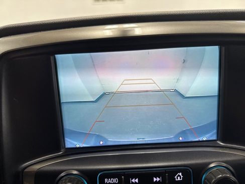 Used 2019 Chevrolet Silverado 1500 LT image 16