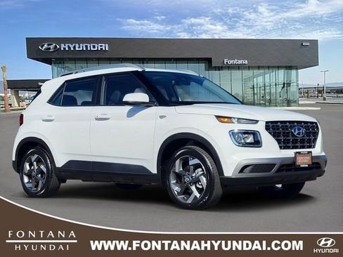 New 2026 Hyundai Venue SEL image 1