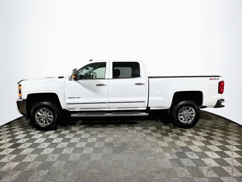 Used 2016 Chevrolet Silverado 3500 LTZ w/ Duramax Plus Package AWD/4WD image 4
