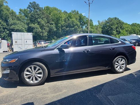 Used 2023 Chevrolet Malibu LT w/ LPO, Floor Liner Package FWD image 2
