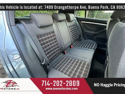 Used 2009 Volkswagen GTI 4-Door image 22