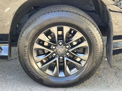 Used 2022 Lexus GX 460 Premium image 30