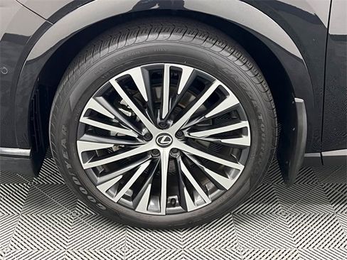Certified 2024 Lexus RX 350 w/ Convenience Package image 22