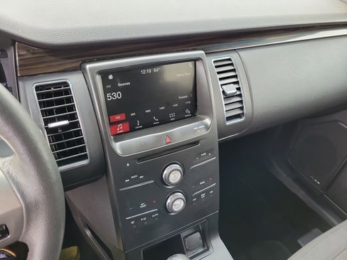 Used 2019 Ford Flex SEL image 27