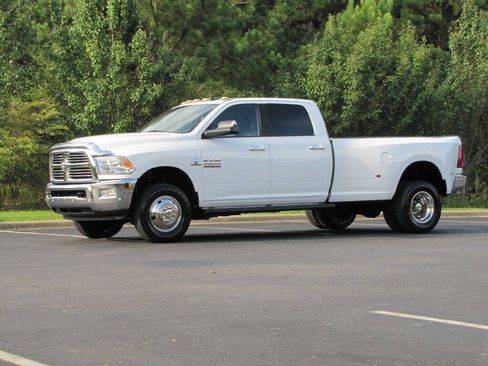 Used 2017 RAM 3500 Big Horn AWD/4WD image 3