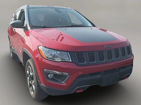 Used 2017 Jeep Compass Trailhawk w/ Navigation Group AWD/4WD image 8
