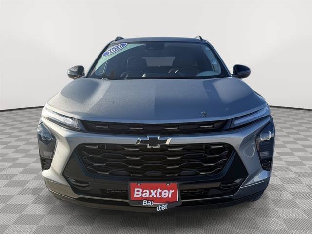 Used 2026 Chevrolet Trax ACTIV w/ Driver Confidence Package FWD image 2