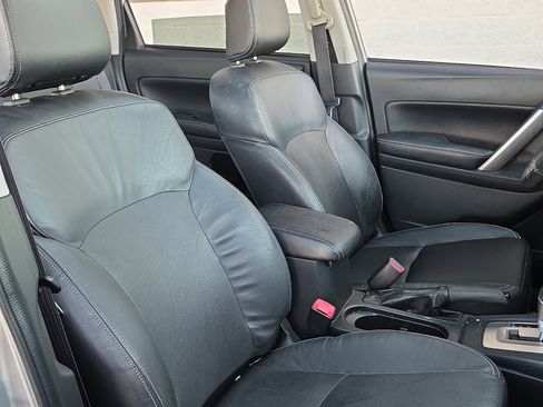 Used 2015 Subaru Forester 2.5i Limited image 32