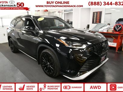 Used 2023 Toyota Highlander XSE