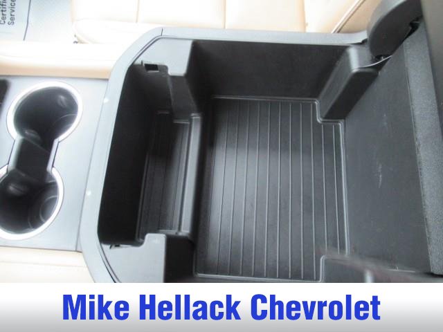 Used 2024 Chevrolet Tahoe Premier AWD/4WD image 39