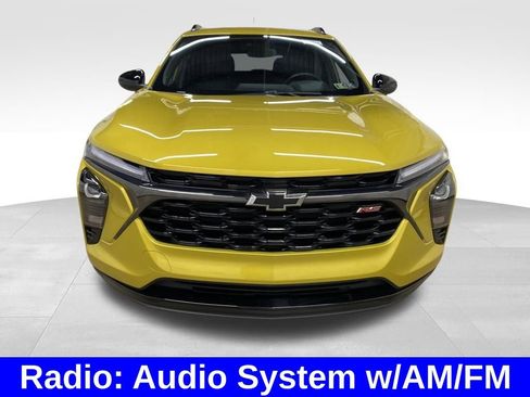 Used 2024 Chevrolet Trax RS w/ Driver Confidence Package FWD image 6