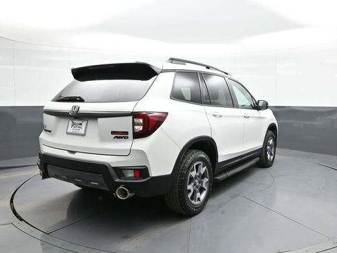 Certified 2023 Honda Passport TrailSport image 6