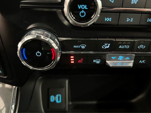 Used 2023 Ford F150 XLT w/ Equipment Group 302A High image 3