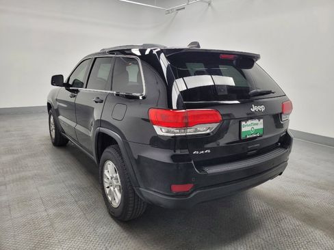 Used 2019 Jeep Grand Cherokee Laredo AWD/4WD image 5