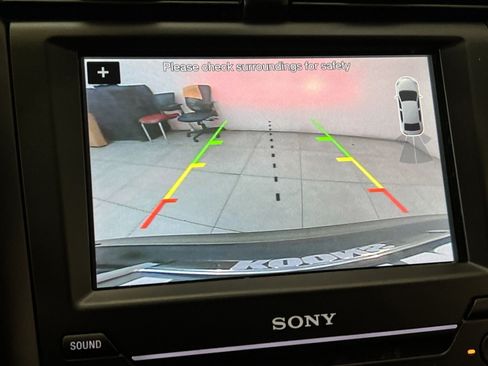 Used 2019 Ford Fusion Energi Titanium FWD image 18