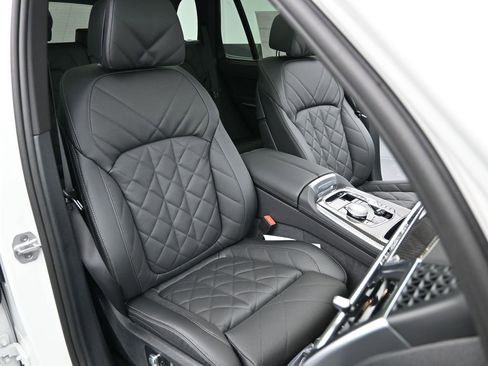New 2026 BMW X5 M60i image 27