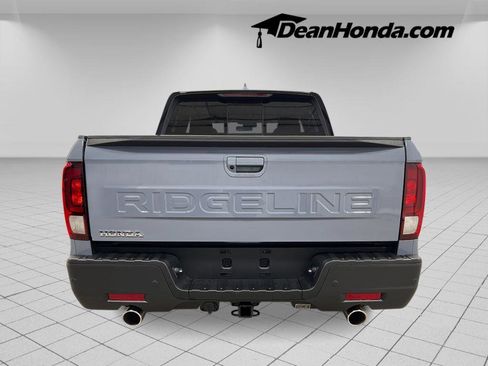 New 2026 Honda Ridgeline Black Edition image 4