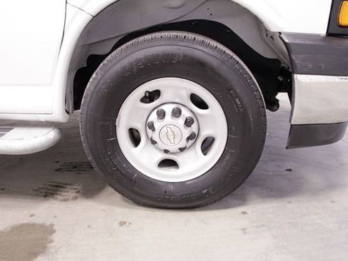 Used 2024 Chevrolet Express 2500 w/ Driver Convenience Package image 11