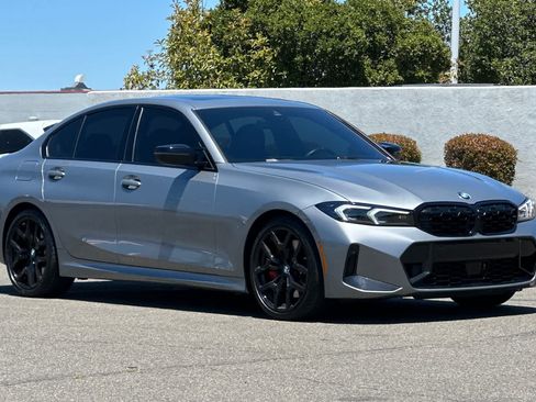 Used 2025 BMW M340i w/ Premium Package RWD image 5