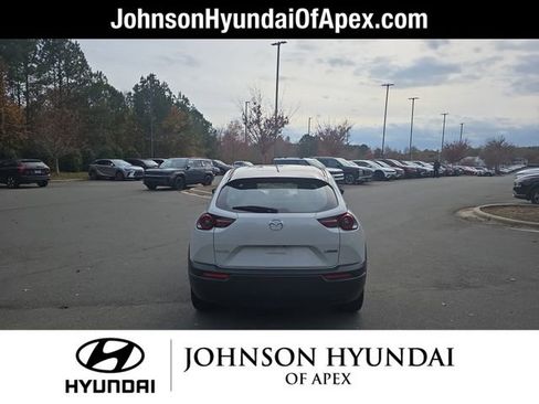 Used 2022 MAZDA MX-30 Electric w/ Premium Package image 16