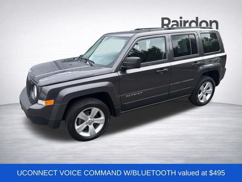 Used 2014 Jeep Patriot Latitude w/ Sun/Sound Group AWD/4WD image 3