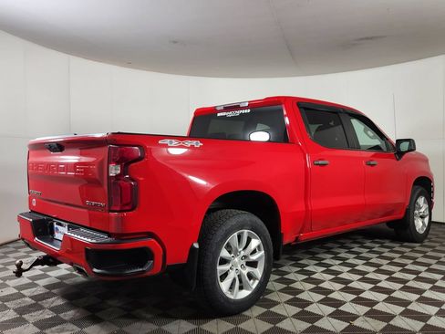 Used 2019 Chevrolet Silverado 1500 Custom w/ Custom Convenience Package AWD/4WD image 7