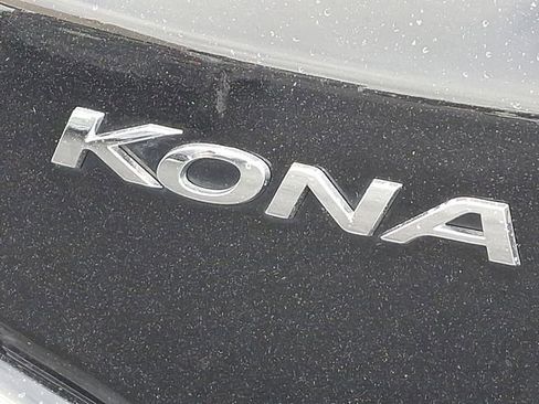 Certified 2023 Hyundai Kona SEL w/ Convenience Package image 30