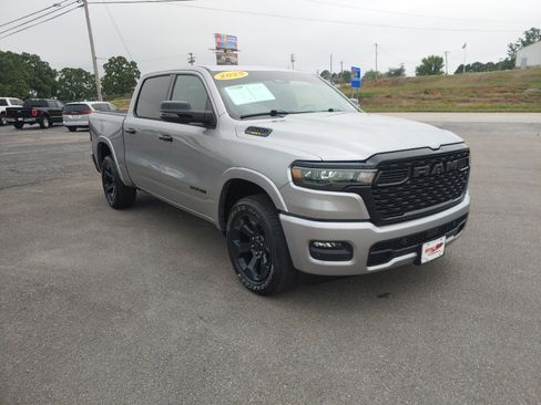Used 2025 RAM 1500 Big Horn AWD/4WD image 1