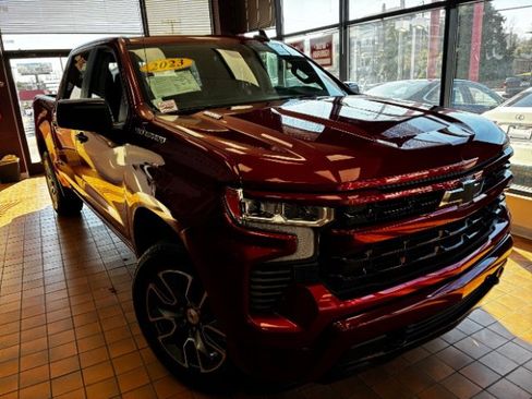 Used 2023 Chevrolet Silverado 1500 RST image 1