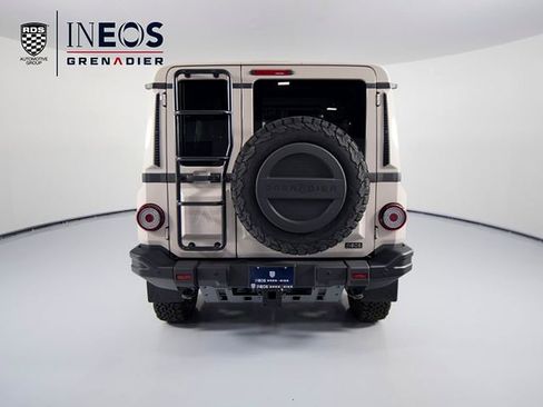 New 2025 INEOS Grenadier Fieldmaster Edition image 6