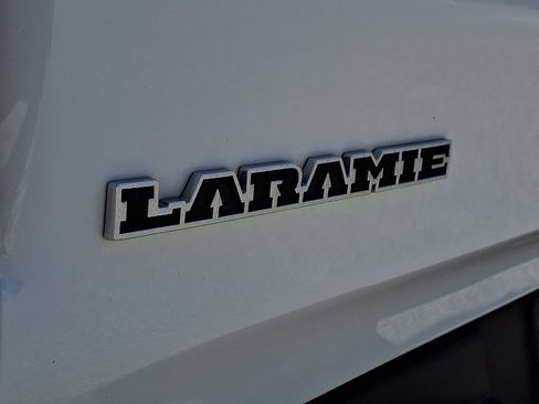 Used 2021 RAM 1500 Laramie AWD/4WD image 31