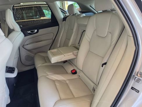 Used 2020 Volvo XC60 T5 Inscription FWD image 48