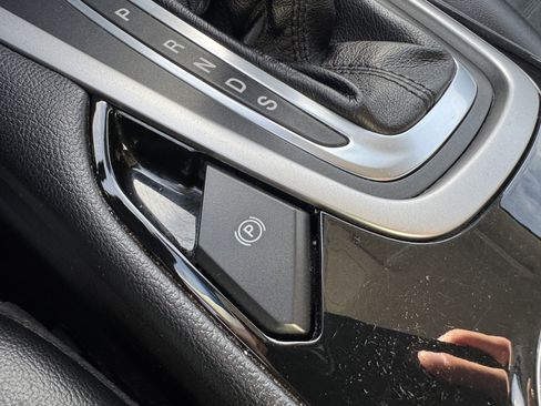 Used 2016 Ford Edge SEL w/ Equipment Group 201A image 30