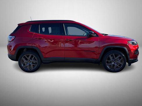New 2026 Jeep Compass Latitude image 6