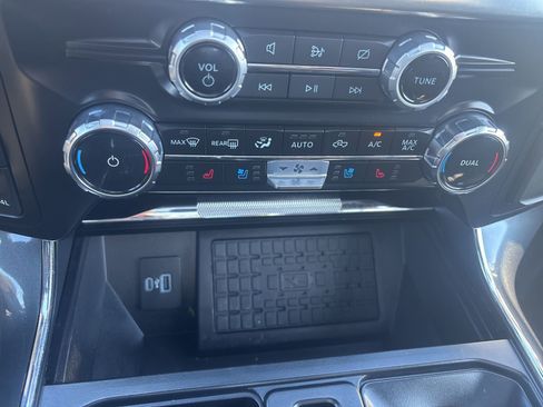 Used 2023 Ford F150 Lariat w/ Equipment Group 502A High image 21