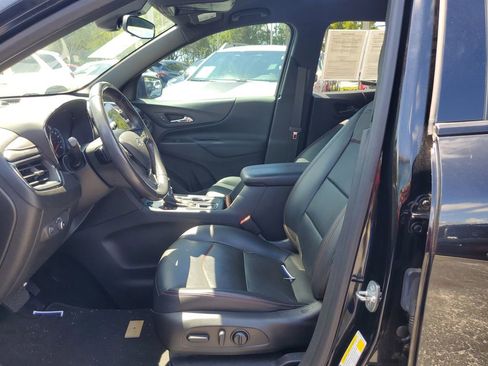 Used 2022 Chevrolet Equinox RS w/ RS Leather Package image 24