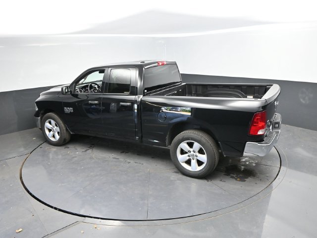 Used 2024 RAM 1500 Classic SLT AWD/4WD image 39