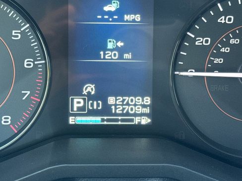 Certified 2023 Subaru Crosstrek 2.0i image 26