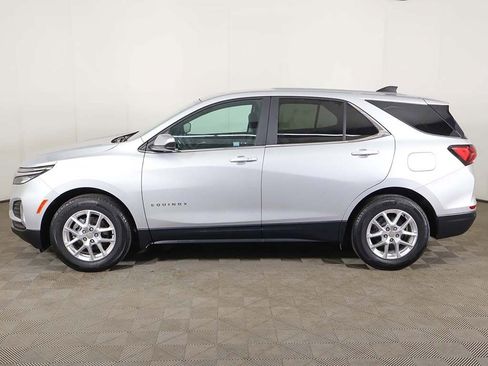 Used 2022 Chevrolet Equinox LT FWD image 17