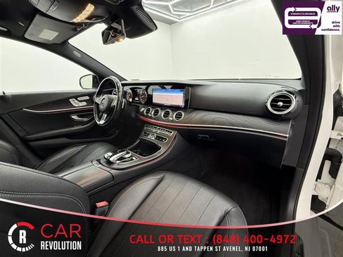 Used 2018 Mercedes-Benz E 300 4MATIC w/ Premium 1 Package image 36