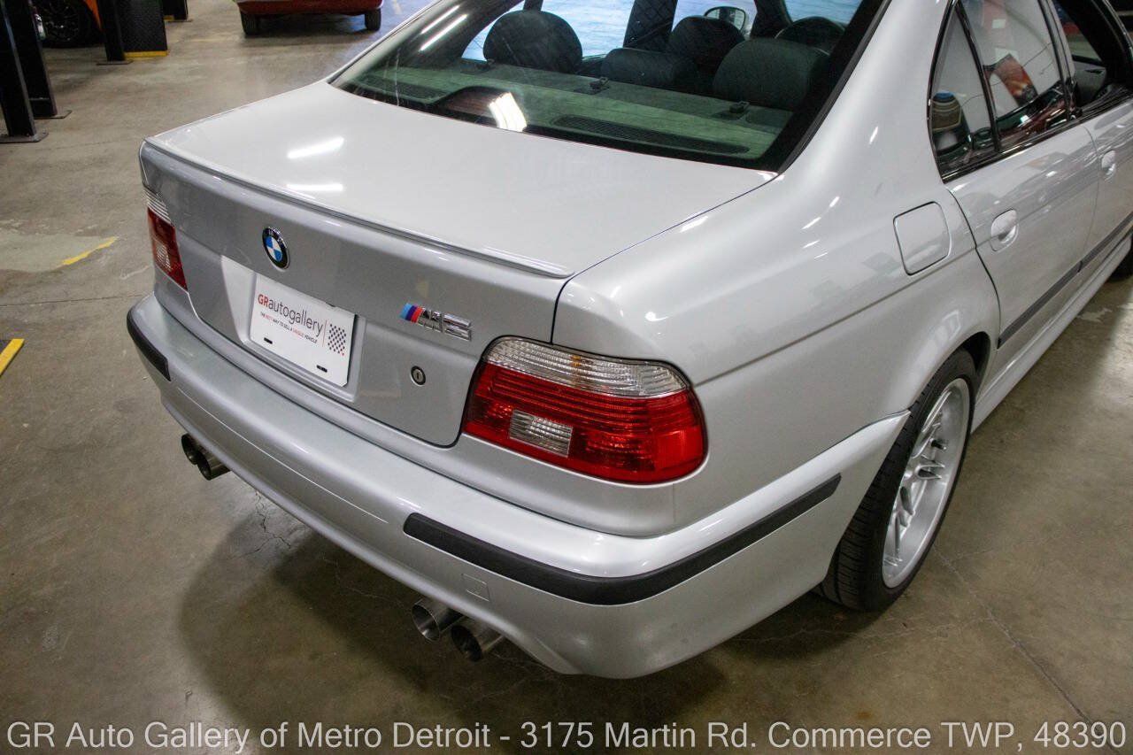 Used 2003 BMW M5 RWD image 15