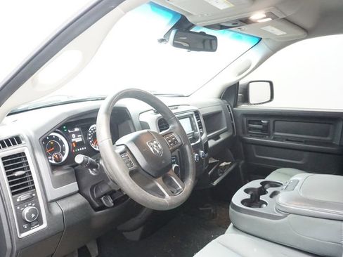 Used 2016 RAM 1500 Express image 25
