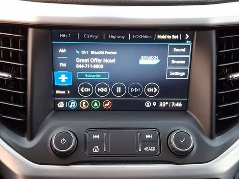 Used 2023 GMC Acadia SLE w/ Driver Convenience Package image 19