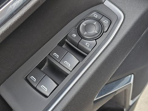 Used 2025 GMC Sierra 1500 SLT RWD image 23
