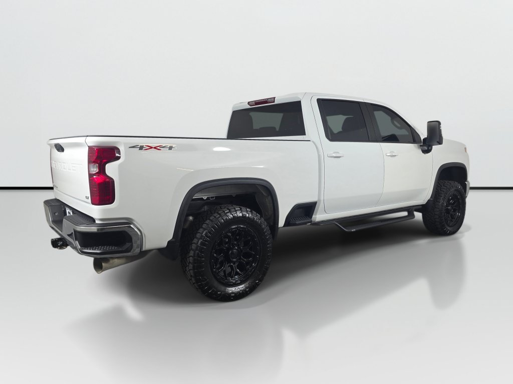 Used 2025 Chevrolet Silverado 2500 LT w/ Convenience Package AWD/4WD image 3
