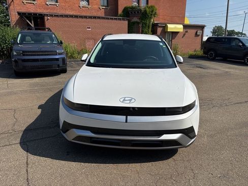 New 2025 Hyundai Ioniq 5 SEL image 2