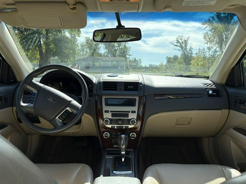 Used 2012 Ford Fusion SEL FWD image 13
