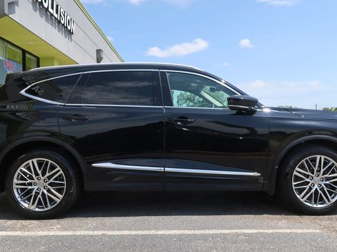 Used 2024 Acura MDX w/ Advance Package AWD/4WD image 8