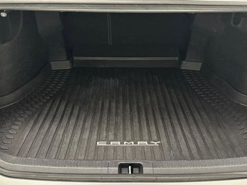 Certified 2019 Toyota Camry LE image 11