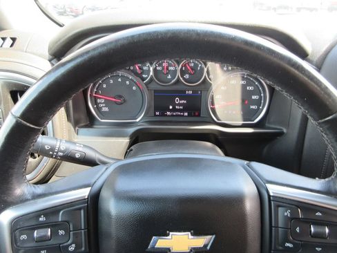Used 2021 Chevrolet Silverado 1500 LT AWD/4WD image 30